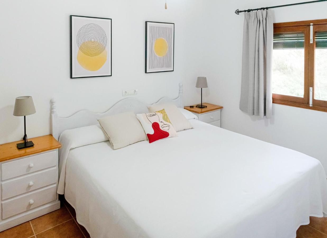 Apartamentos El Pino - Formentera Break Es Calo  Exterior photo