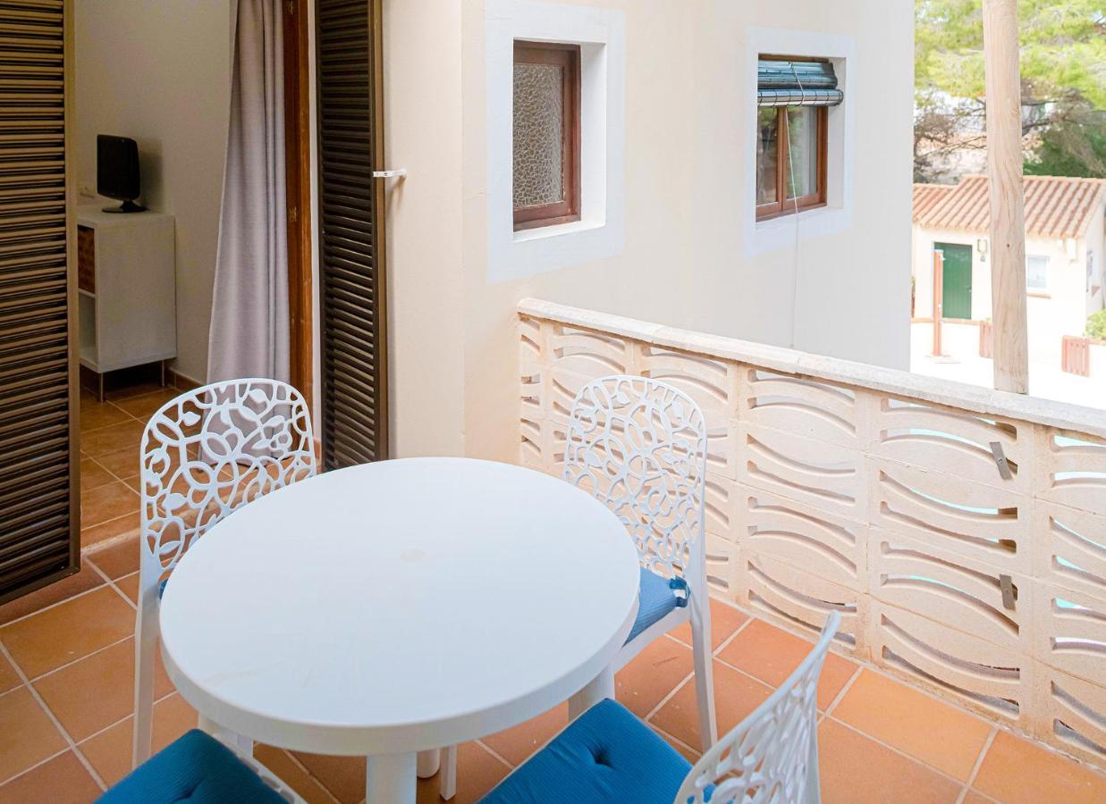 Apartamentos El Pino - Formentera Break Es Calo  Exterior photo